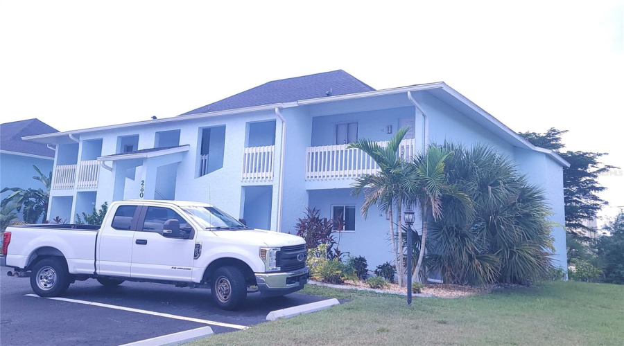 Punta Gorda, Florida 33950, 2 Bedroom Bedrooms, ,2 Bathroombathrooms,Residential,For Sale,Magdalina,0,Mfra4703815