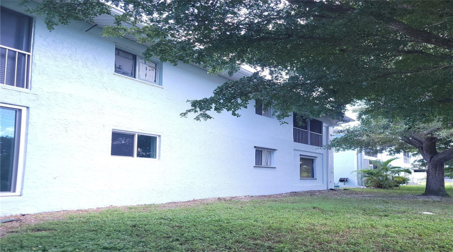 Punta Gorda, Florida 33950, 2 Bedroom Bedrooms, ,2 Bathroombathrooms,Residential,For Sale,Magdalina,0,Mfra4703815
