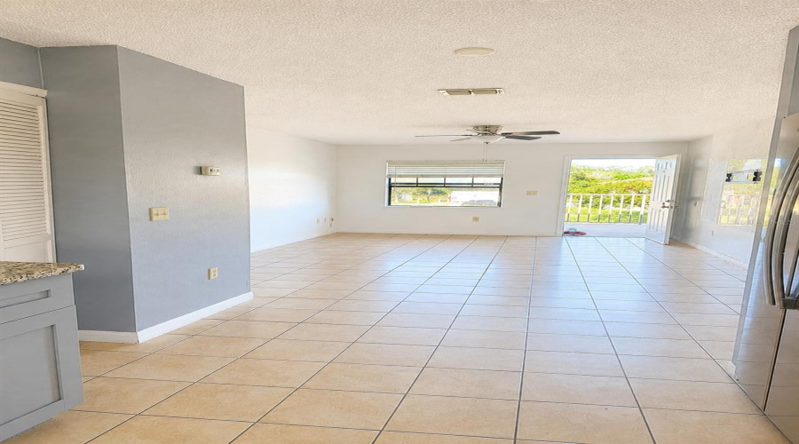 Daytona Beach, Florida 32117, 2 Bedroom Bedrooms, ,1 Bathroombathrooms,Residential,For Sale,9Th,0,Mfrns1089109