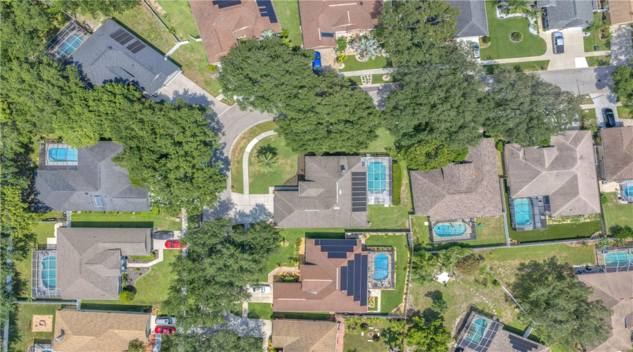 Bloomingdale East Residents Enjoy Top-Rated Schools, Nearby Parks, Shopping, Dining, Golf, And An Easy Commute To I-75, Downtown Tampa, And Macdill Air Force Base.