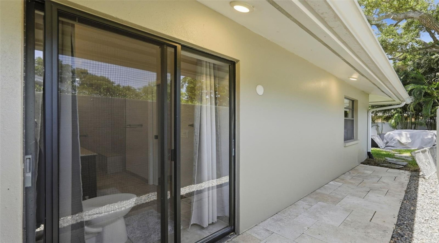 Largo, Florida 33770, 4 Bedroom Bedrooms, ,3 Bathroombathrooms,Residential,For Sale,Knollwood,0,Mfrtb8527885