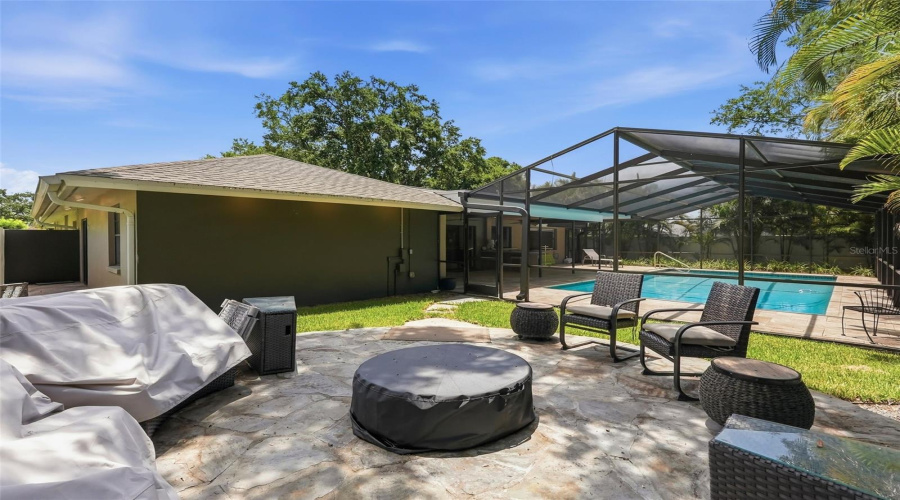 Largo, Florida 33770, 4 Bedroom Bedrooms, ,3 Bathroombathrooms,Residential,For Sale,Knollwood,0,Mfrtb8527885