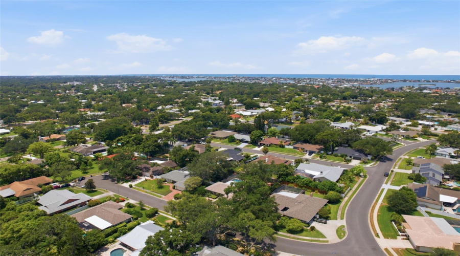 Largo, Florida 33770, 4 Bedroom Bedrooms, ,3 Bathroombathrooms,Residential,For Sale,Knollwood,0,Mfrtb8527885