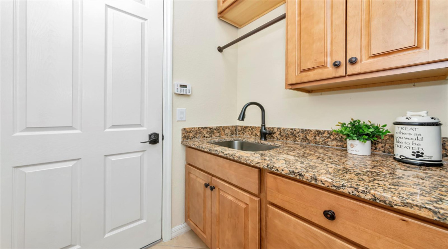 Updated Laundry Room