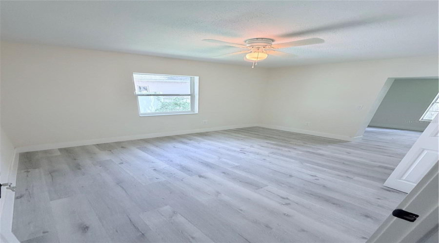 Tampa, Florida 33612, 3 Bedroom Bedrooms, ,2 Bathroombathrooms,Residential,For Sale,Edison,0,Mfrtb8538210