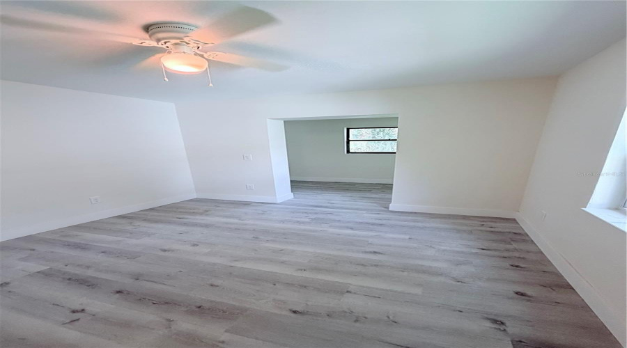 Tampa, Florida 33612, 3 Bedroom Bedrooms, ,2 Bathroombathrooms,Residential,For Sale,Edison,0,Mfrtb8538210