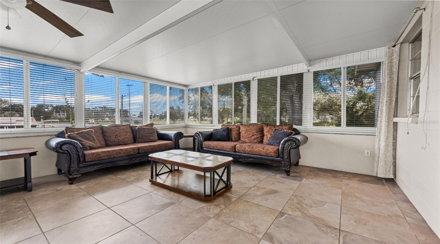Lakeland, Florida 33812, 3 Bedroom Bedrooms, ,2 Bathroombathrooms,Residential,For Sale,Feather,0,Mfrtb8541736