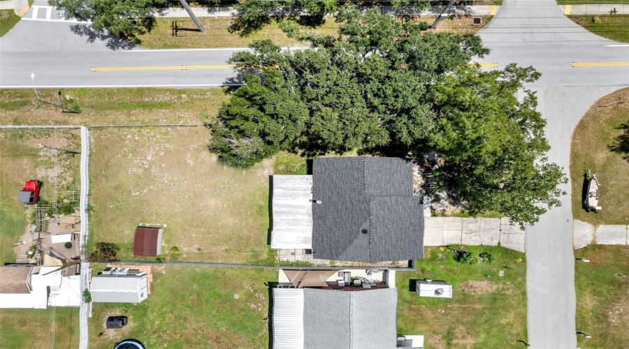 Lakeland, Florida 33812, 3 Bedroom Bedrooms, ,2 Bathroombathrooms,Residential,For Sale,Feather,0,Mfrtb8541736