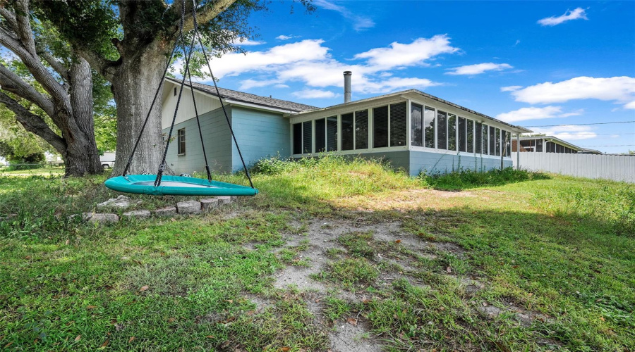 Lakeland, Florida 33812, 3 Bedroom Bedrooms, ,2 Bathroombathrooms,Residential,For Sale,Feather,0,Mfrtb8541736