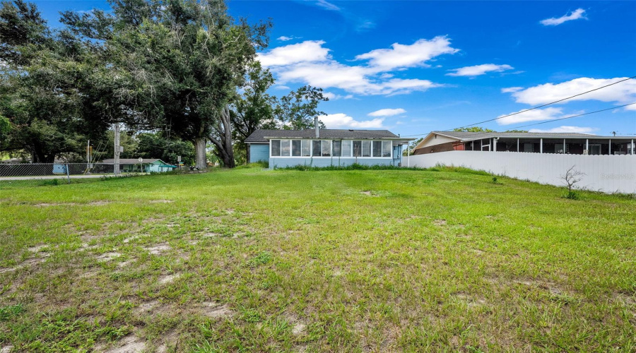 Lakeland, Florida 33812, 3 Bedroom Bedrooms, ,2 Bathroombathrooms,Residential,For Sale,Feather,0,Mfrtb8541736