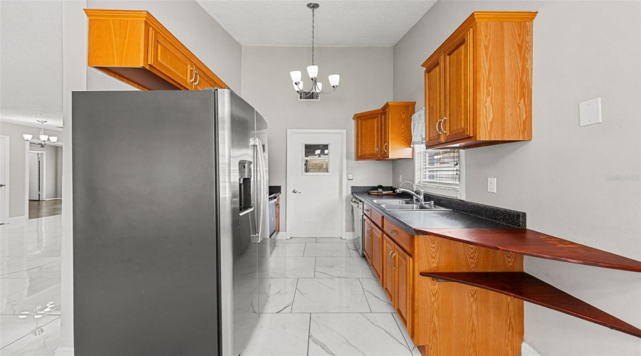 Lakeland, Florida 33812, 3 Bedroom Bedrooms, ,2 Bathroombathrooms,Residential,For Sale,Feather,0,Mfrtb8541736