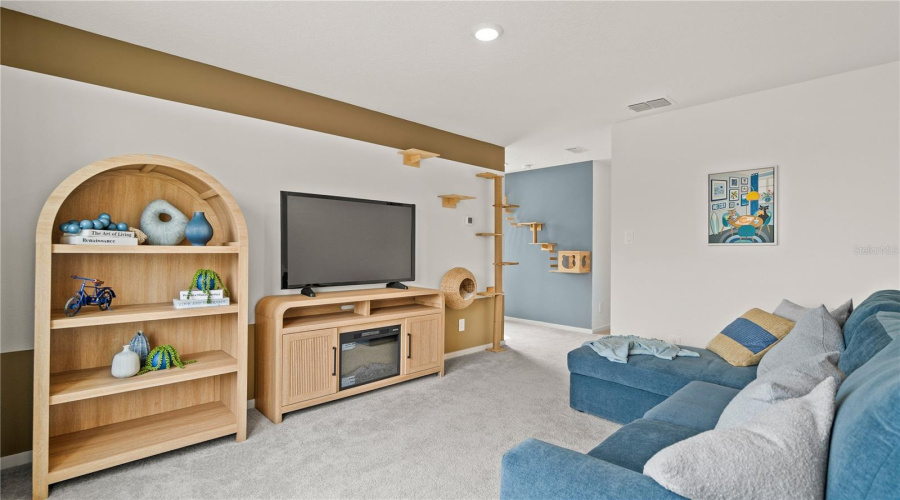 Eagle Lake, Florida 33839, 5 Bedroom Bedrooms, ,3 Bathroombathrooms,Residential,For Sale,Lasso,0,Mfro6437000