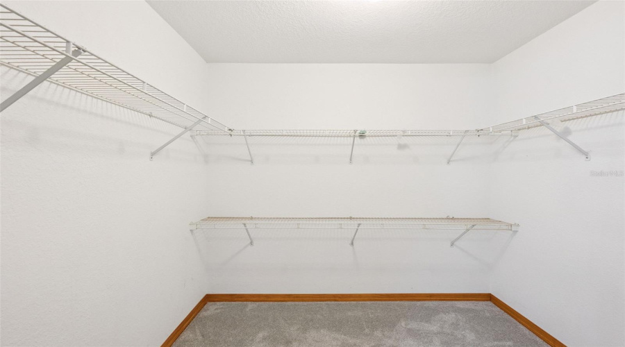Eustis, Florida 32736, 3 Bedroom Bedrooms, ,2 Bathroombathrooms,Residential,For Sale,Dahlia,0,Mfro6386421