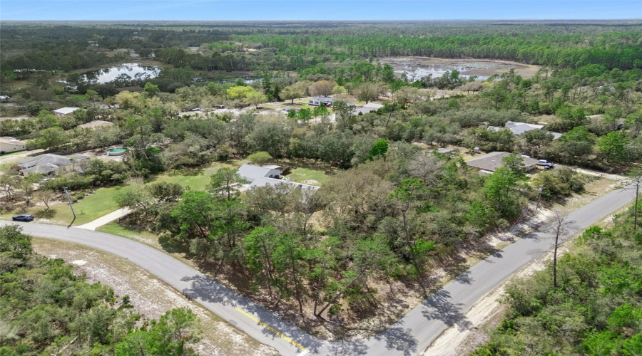 Eustis, Florida 32736, 3 Bedroom Bedrooms, ,2 Bathroombathrooms,Residential,For Sale,Dahlia,0,Mfro6386421