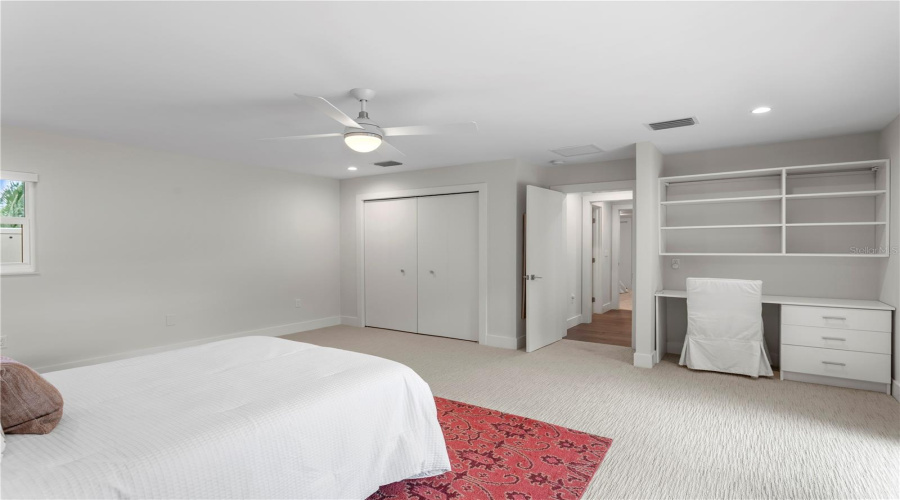 Sarasota, Florida 34231, 4 Bedroom Bedrooms, ,3 Bathroombathrooms,Residential,For Sale,Pine Bay,0,Mfra4695249