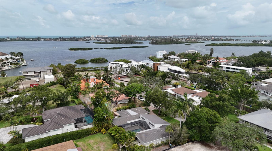 Sarasota, Florida 34231, 4 Bedroom Bedrooms, ,3 Bathroombathrooms,Residential,For Sale,Pine Bay,0,Mfra4695249