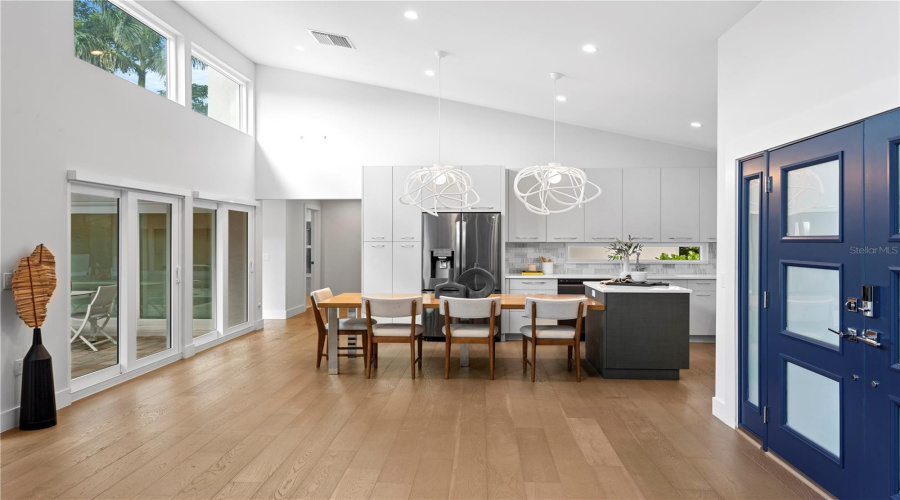 Seamless Indoor Outdoor Living