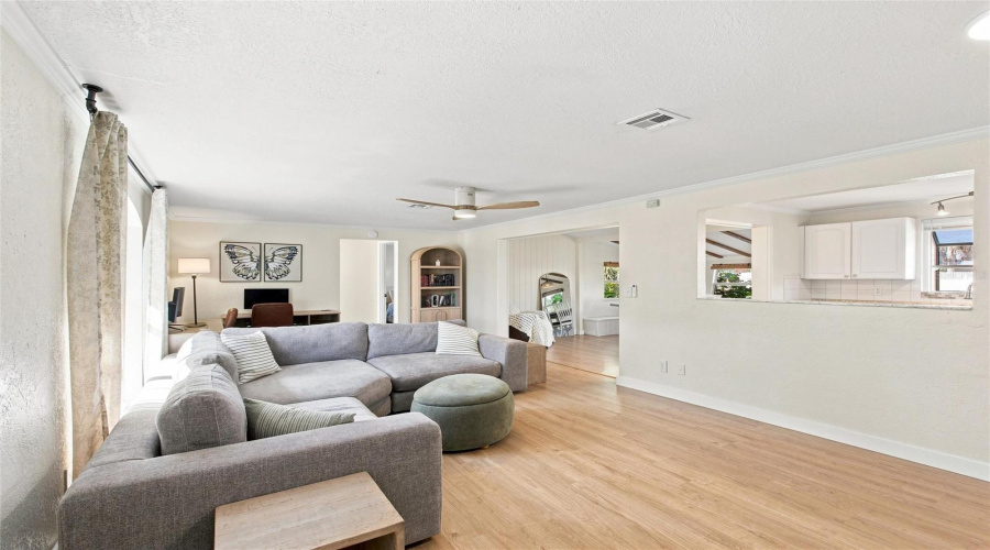 Living Room Into Kitchen And Family/Florida Room