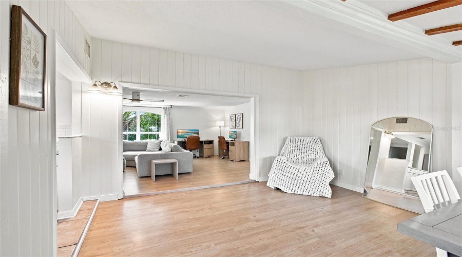 Venice, Florida 34293, 2 Bedroom Bedrooms, ,1 Bathroombathrooms,Residential,For Sale,Banyan,0,Mfra4704192