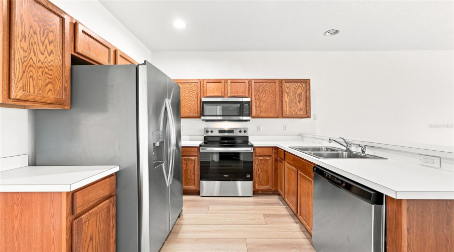 Gibsonton, Florida 33534, 2 Bedroom Bedrooms, ,2 Bathroombathrooms,Residential,For Sale,Kings Crossing,0,Mfrtb8531234