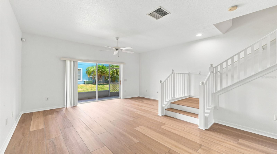 Gibsonton, Florida 33534, 2 Bedroom Bedrooms, ,2 Bathroombathrooms,Residential,For Sale,Kings Crossing,0,Mfrtb8531234