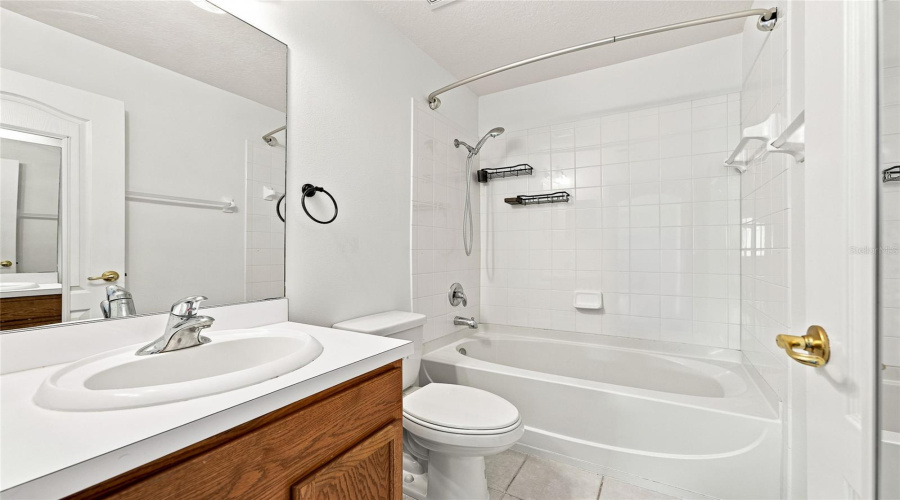 Gibsonton, Florida 33534, 2 Bedroom Bedrooms, ,2 Bathroombathrooms,Residential,For Sale,Kings Crossing,0,Mfrtb8531234