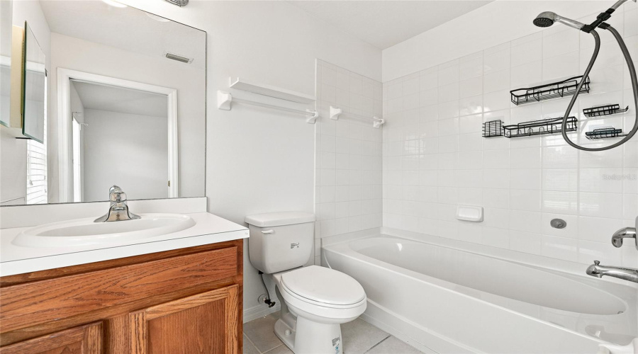 Gibsonton, Florida 33534, 2 Bedroom Bedrooms, ,2 Bathroombathrooms,Residential,For Sale,Kings Crossing,0,Mfrtb8531234