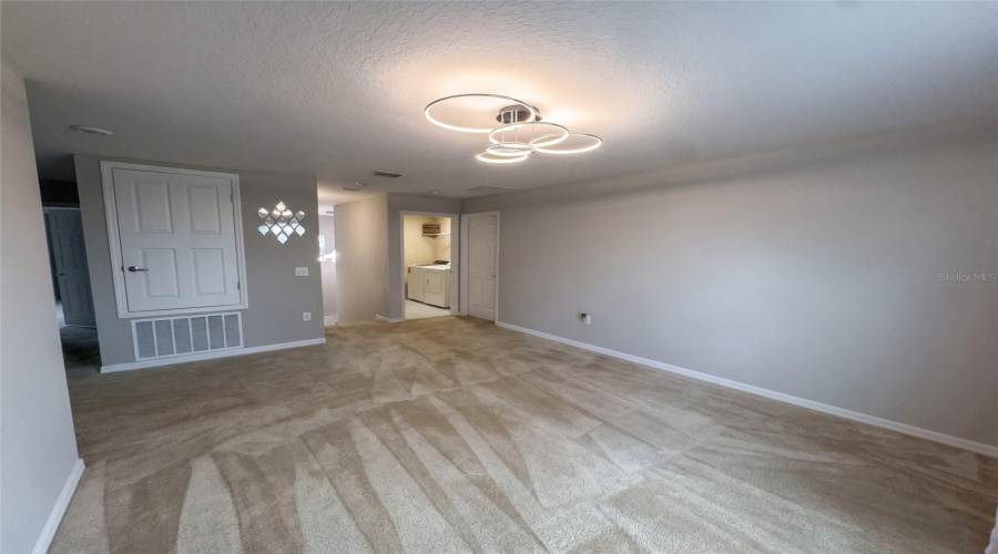 Kissimmee, Florida 34758, 5 Bedroom Bedrooms, ,3 Bathroombathrooms,Residential,For Sale,Blue Lake,0,Mfro6434741