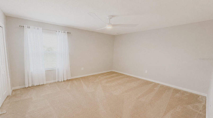 Kissimmee, Florida 34758, 5 Bedroom Bedrooms, ,3 Bathroombathrooms,Residential,For Sale,Blue Lake,0,Mfro6434741