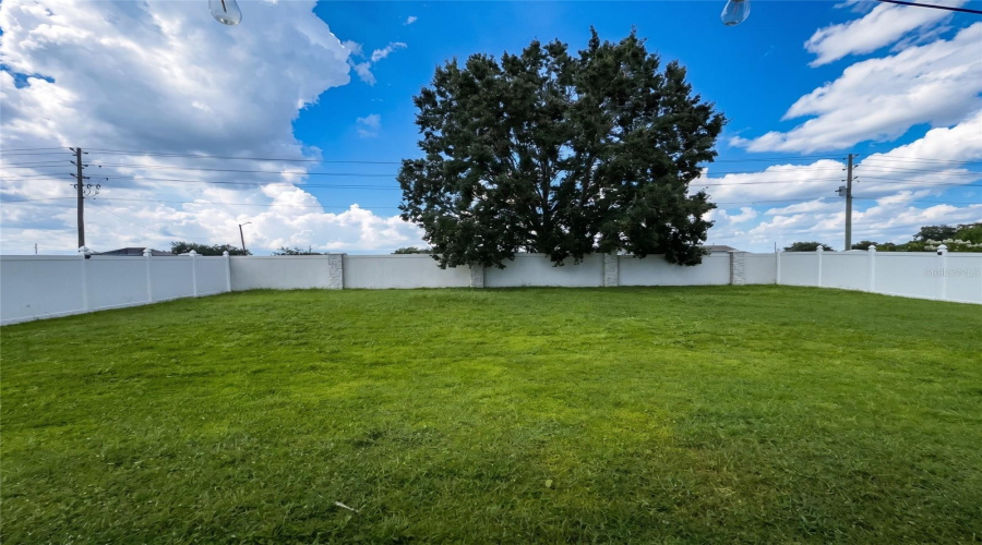Kissimmee, Florida 34758, 5 Bedroom Bedrooms, ,3 Bathroombathrooms,Residential,For Sale,Blue Lake,0,Mfro6434741