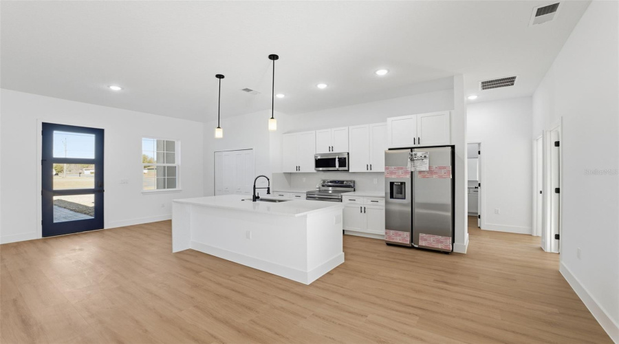 Ocala, Florida 34473, 4 Bedroom Bedrooms, ,2 Bathroombathrooms,Residential,For Sale,129Th,0,Mfro6378431