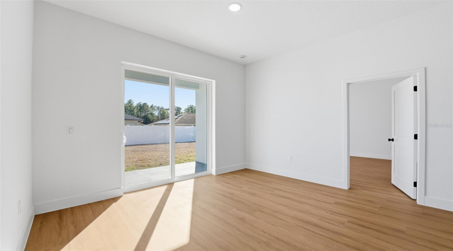 Ocala, Florida 34473, 4 Bedroom Bedrooms, ,2 Bathroombathrooms,Residential,For Sale,129Th,0,Mfro6378431