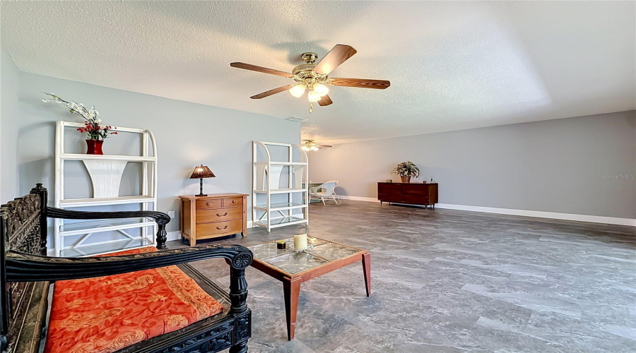 Gulfport, Florida 33707, 1 Bedroom Bedrooms, ,1 Bathroombathrooms,Residential,For Sale,59Th,0,Mfrtb8515626