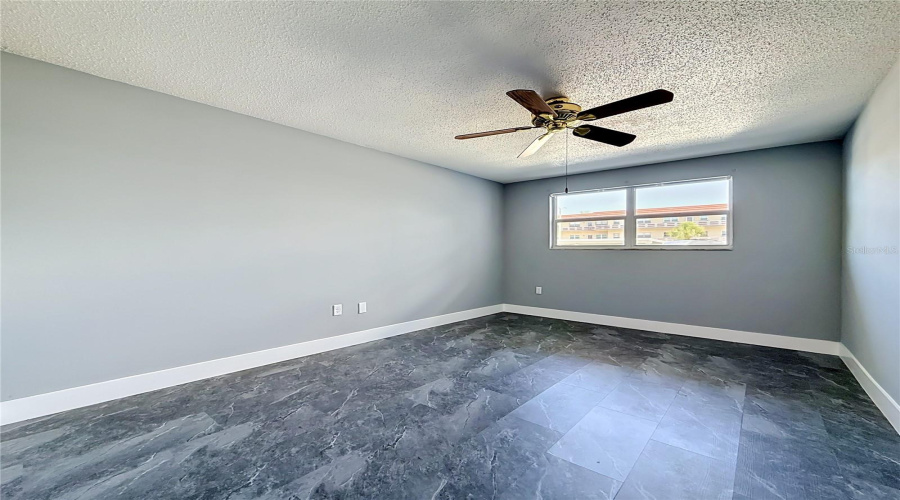 Gulfport, Florida 33707, 1 Bedroom Bedrooms, ,1 Bathroombathrooms,Residential,For Sale,59Th,0,Mfrtb8515626