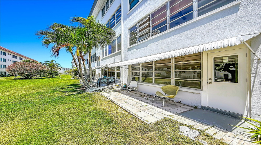 Gulfport, Florida 33707, 1 Bedroom Bedrooms, ,1 Bathroombathrooms,Residential,For Sale,59Th,0,Mfrtb8515626