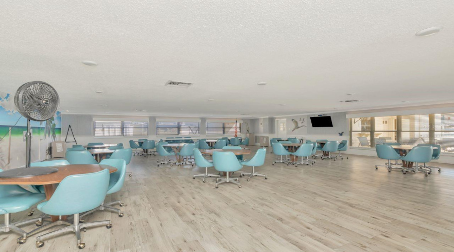 Gulfport, Florida 33707, 1 Bedroom Bedrooms, ,1 Bathroombathrooms,Residential,For Sale,59Th,0,Mfrtb8515626