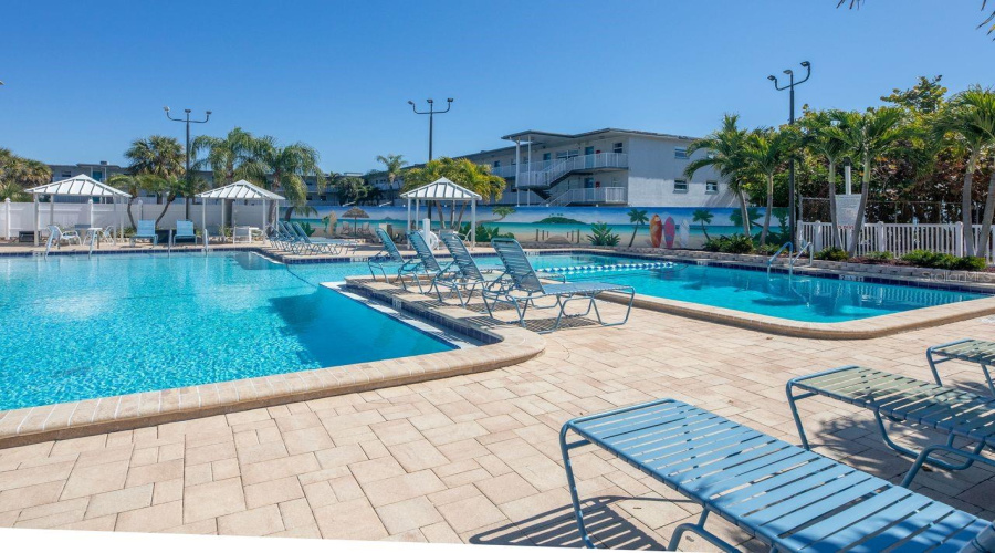 Gulfport, Florida 33707, 1 Bedroom Bedrooms, ,1 Bathroombathrooms,Residential,For Sale,59Th,0,Mfrtb8515626