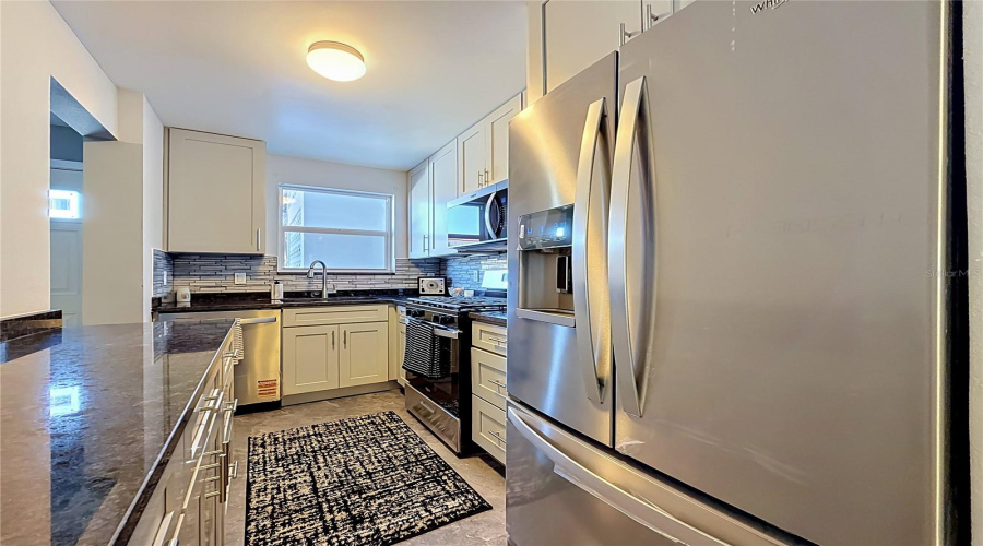 Gulfport, Florida 33707, 1 Bedroom Bedrooms, ,1 Bathroombathrooms,Residential,For Sale,59Th,0,Mfrtb8515626
