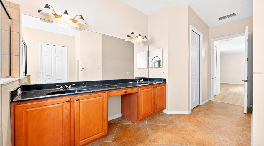 Debary, Florida 32713, 4 Bedroom Bedrooms, ,3 Bathroombathrooms,Residential,For Sale,Verde,0,Mfro6432246