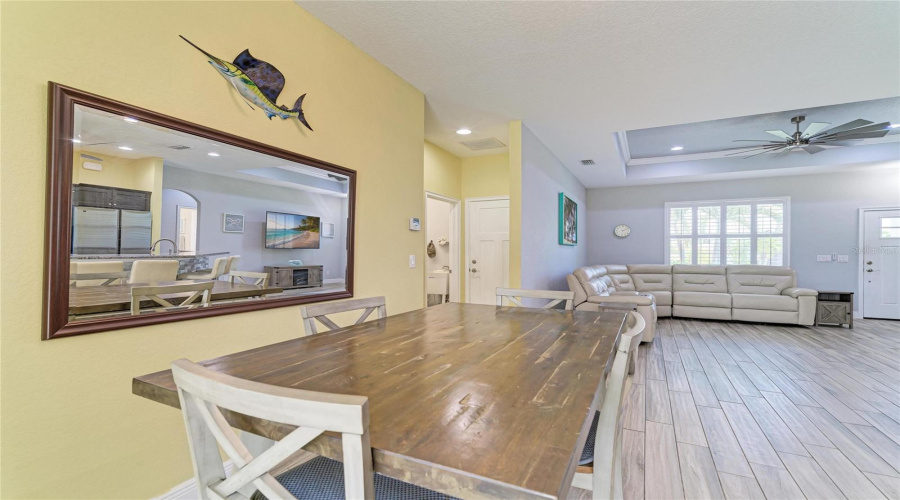 Port Charlotte, Florida 33981, 3 Bedroom Bedrooms, ,2 Bathroombathrooms,Residential,For Sale,Lyneburg,0,Mfrd6148554