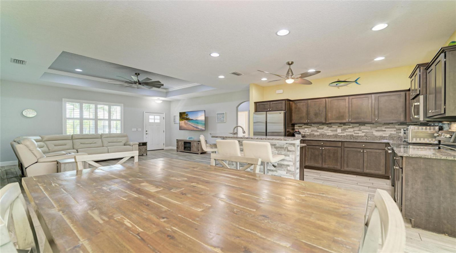 Port Charlotte, Florida 33981, 3 Bedroom Bedrooms, ,2 Bathroombathrooms,Residential,For Sale,Lyneburg,0,Mfrd6148554