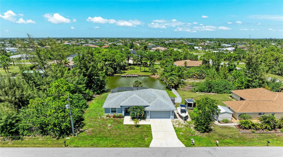 Port Charlotte, Florida 33981, 3 Bedroom Bedrooms, ,2 Bathroombathrooms,Residential,For Sale,Lyneburg,0,Mfrd6148554
