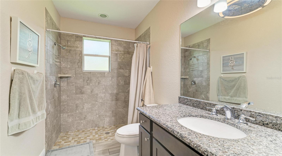 Port Charlotte, Florida 33981, 3 Bedroom Bedrooms, ,2 Bathroombathrooms,Residential,For Sale,Lyneburg,0,Mfrd6148554
