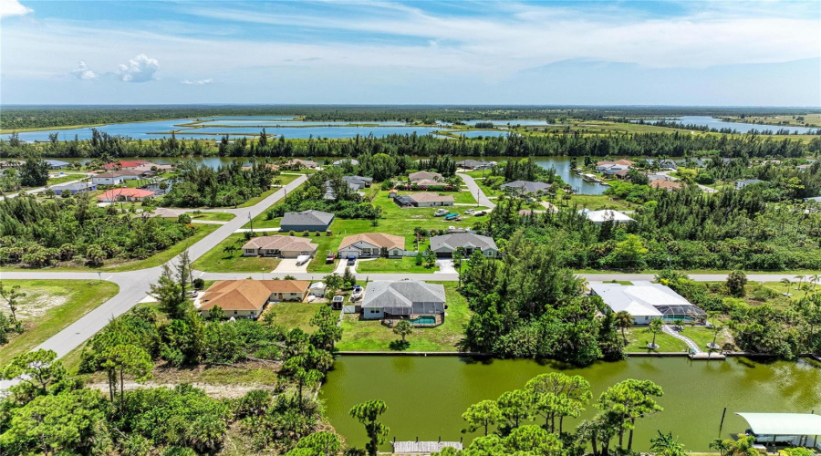 Port Charlotte, Florida 33981, 3 Bedroom Bedrooms, ,2 Bathroombathrooms,Residential,For Sale,Lyneburg,0,Mfrd6148554