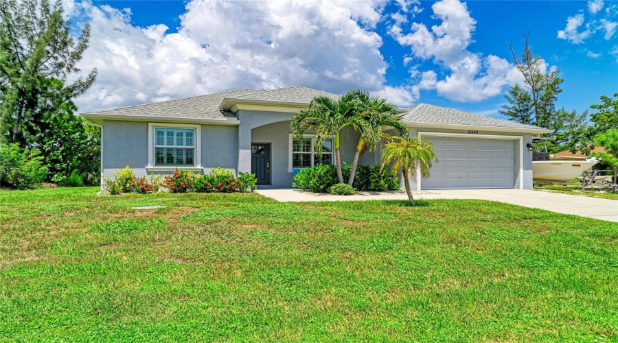 Port Charlotte, Florida 33981, 3 Bedroom Bedrooms, ,2 Bathroombathrooms,Residential,For Sale,Lyneburg,0,Mfrd6148554
