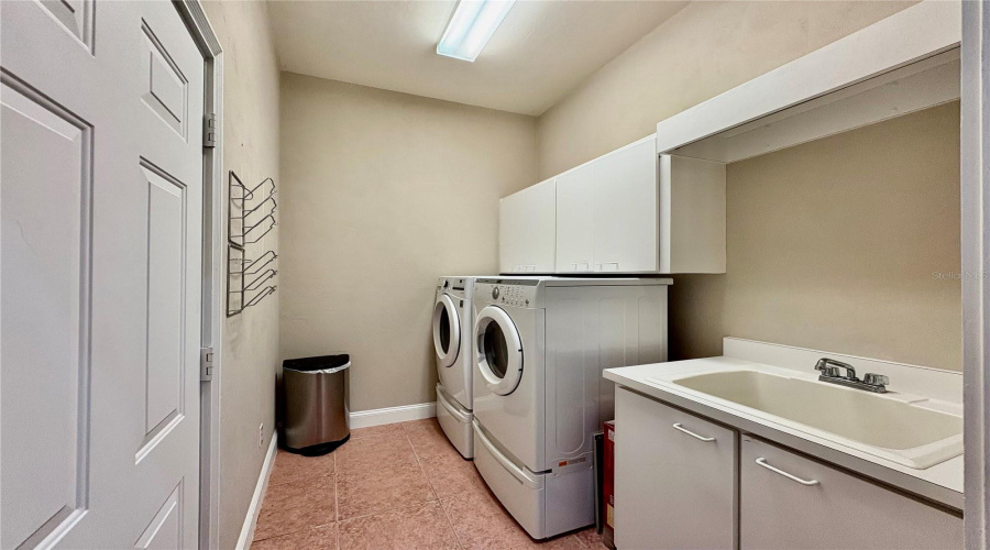 Port Orange, Florida 32128, 4 Bedroom Bedrooms, ,3 Bathroombathrooms,Residential,For Sale,Sterling Chase,0,Mfro6321020
