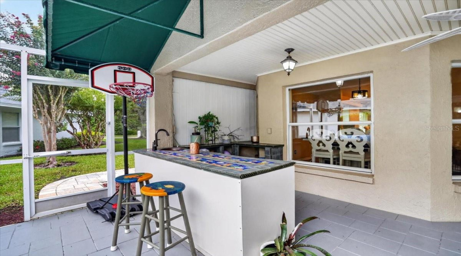 Lutz, Florida 33558, 4 Bedroom Bedrooms, ,3 Bathroombathrooms,Residential,For Sale,Avenue Du Soleil,0,Mfrtb8535132