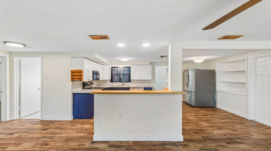 Holiday, Florida 34690, 2 Bedroom Bedrooms, ,1 Bathroombathrooms,Residential,For Sale,Tamarac,0,Mfrtb8527609