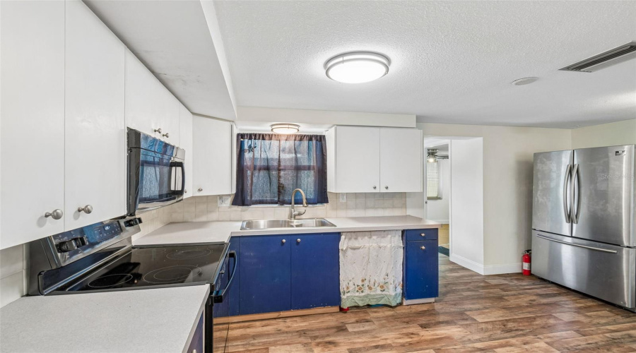 Holiday, Florida 34690, 2 Bedroom Bedrooms, ,1 Bathroombathrooms,Residential,For Sale,Tamarac,0,Mfrtb8527609