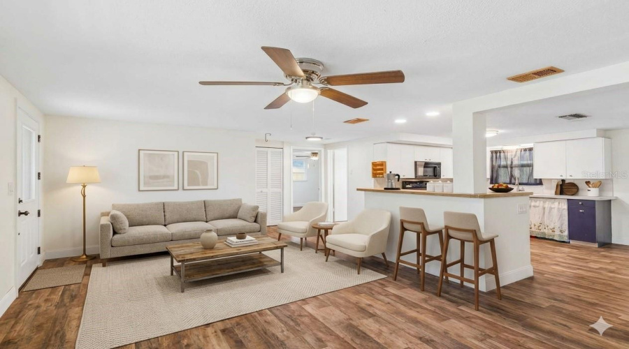 Holiday, Florida 34690, 2 Bedroom Bedrooms, ,1 Bathroombathrooms,Residential,For Sale,Tamarac,0,Mfrtb8527609